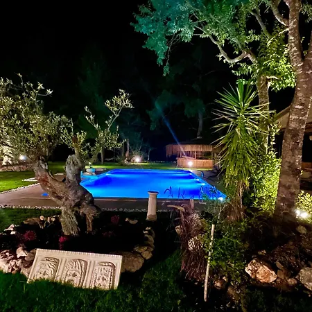 Lodge Yusalis Garden Kemer